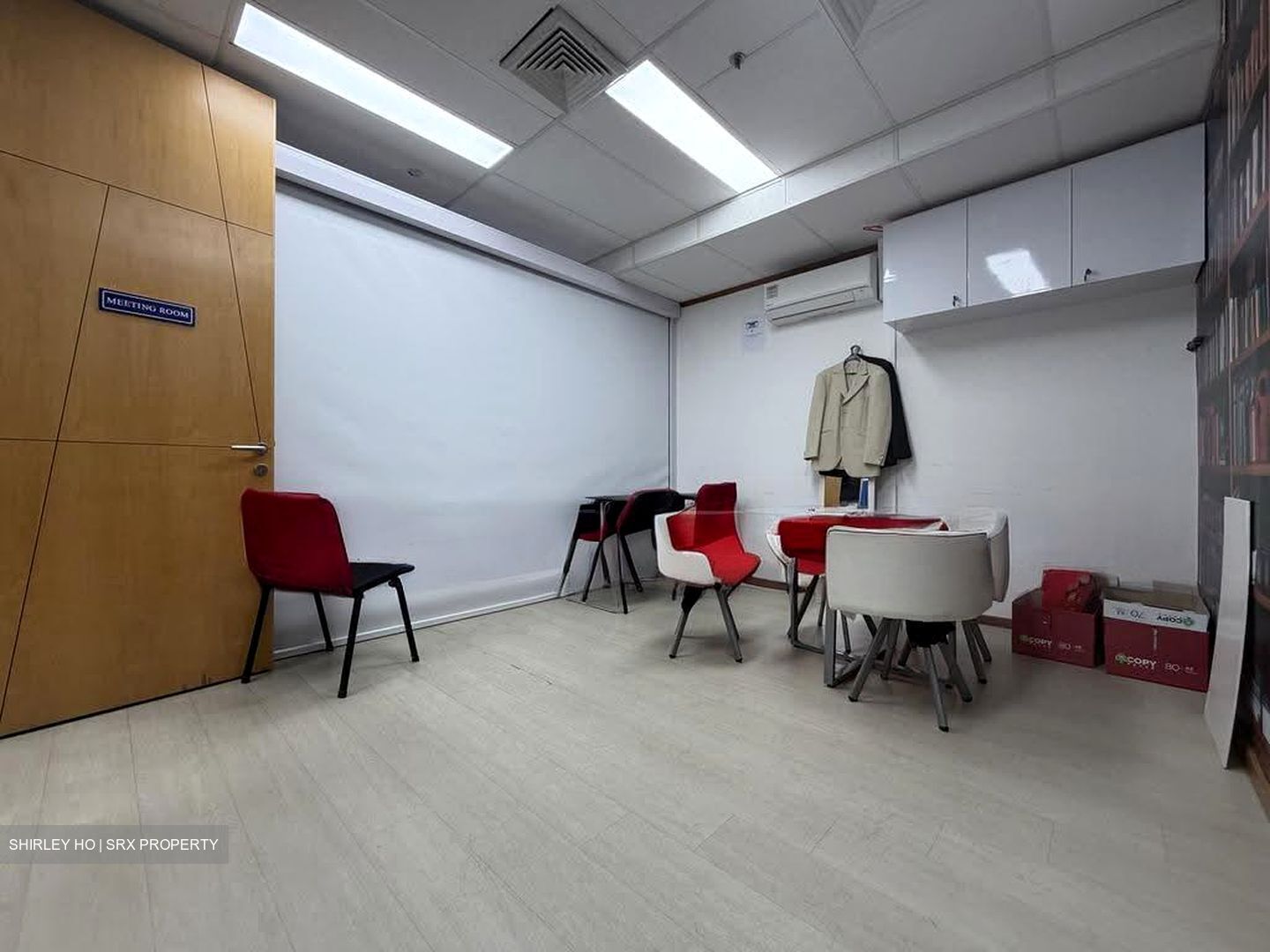 Parklane Shopping Mall (D7), Office #616354211